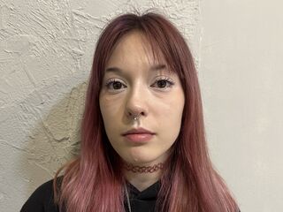 naked webcam girl fingering LaraWils