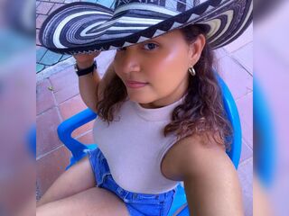 nude webcam LauraPhol