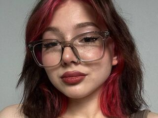 adult hardcore cam LessyGrayce