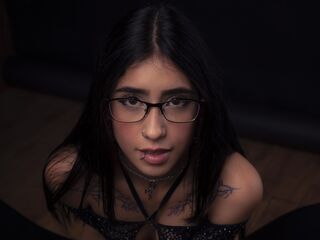 camgirl masturbating with sextoy LiliCollyns