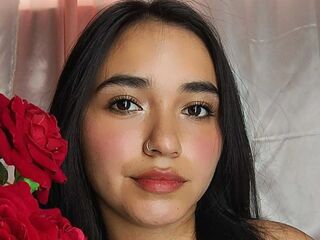 fingering camslut LilithRoxe