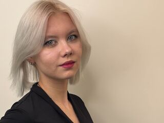 masturbating LindsayMcirvin