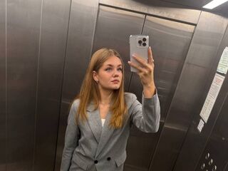 webcam chat LizzieIacovino