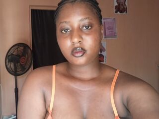 camwhore fingering pussy LuciaKay