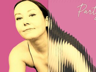 jasmin webcam model LucyLevatto