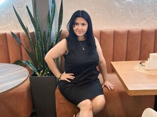 free livesex LuisaMiller