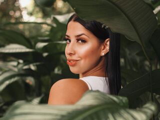 topless camgirl LuisanaVela