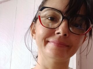 hot cam girl spreading pussy LuizaHots