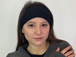 live cam girl picture LuzJeantet
