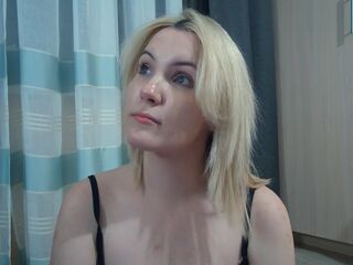 hot camslut LyndaHuppenbauer