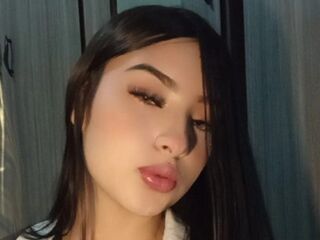 sexy camgirl picture MadelynFabbro