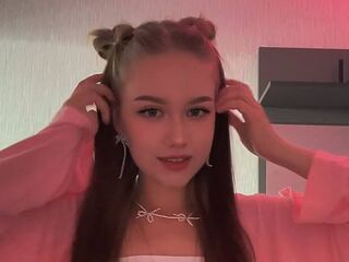 camgirl webcam photo MadisonLehar