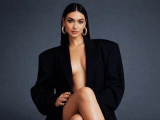 stripper cam ManuelaHall