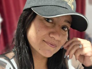 hot cam girl masturbating with vibrator MariaCortner