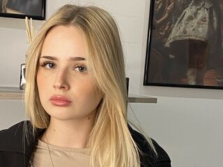 chat live cam MarnieRhyner