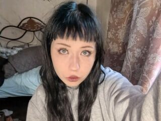 chat room live show MauraAupperle
