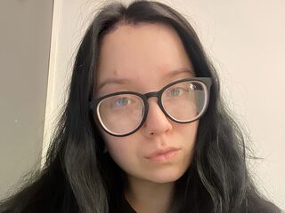 cam girl video chat MiaWallees