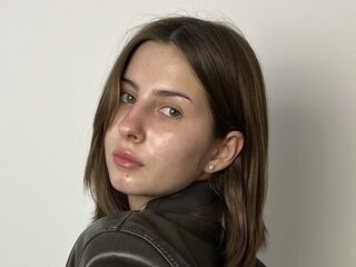 fingering webcam girl MollySodisia