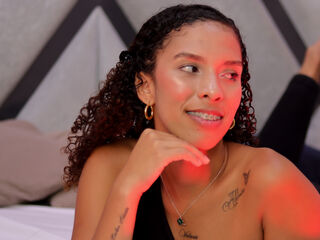 dirty cam picture NicoleBakker