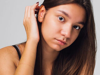 beautiful girl webcam NoeliaZiler