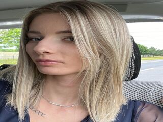 cam girl masturbating with sextoy NoraStar