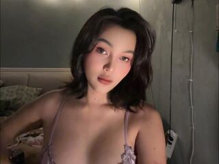 nude camgirl photo OlaYasami