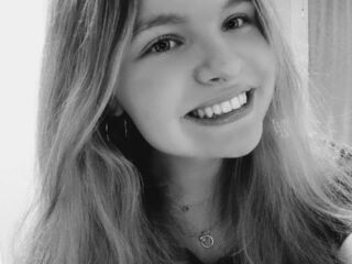 nude cam picture OneidaWinnike