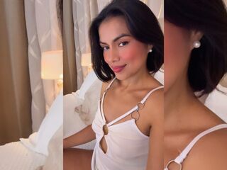 mastubating web cam girl PerlaMoonroe