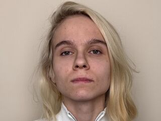 sexchat room PoulaShade