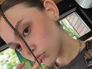 Kinky webcam girl RebbecaKennemer