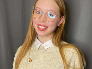 naughty cam girl picture RomanaGuethle