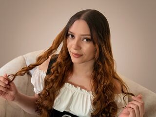 naked girl with webcam masturbating SaraDrew