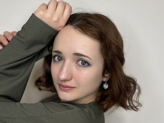 camslut video SaundraTowler