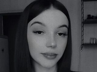 naked camgirl masturbating with dildo SoilaHoyles