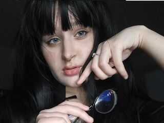 camgirl webcam SonyaDew