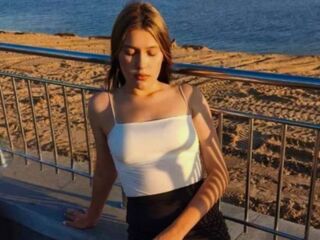 sexy webcam SuziBarringer