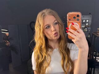 babe cam TainaSaffo