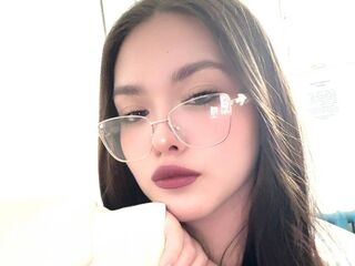cam girl playing with dildo TammieAzzopardi