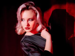 sexy cam girl picture TawnaHnot