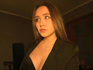 cam babe UdeleBroadhurst