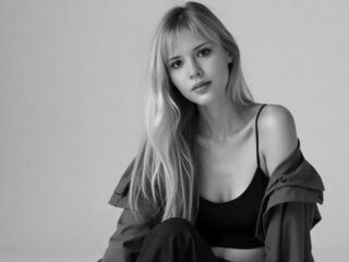 naked webcam girl picture VenicePatlan