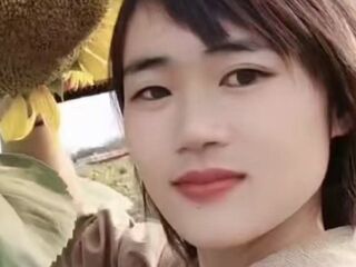 naked webcam girl XiaoqiongLen