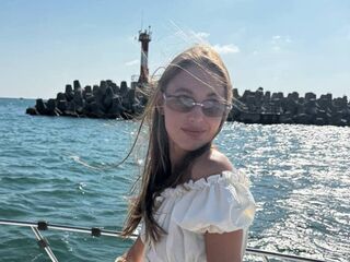 bedroom cam YaekoBrowers