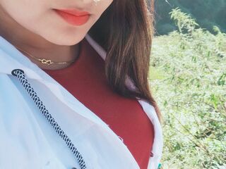 free live chatroom ZairaMartin